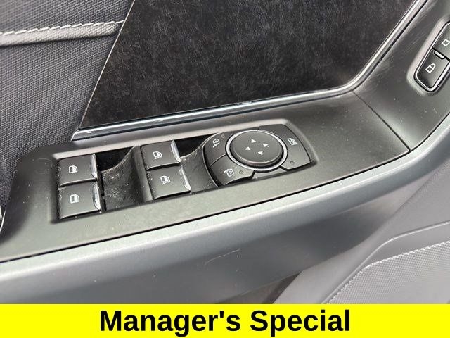 Ford F-150 XLT SuperCrew 4WD 2023