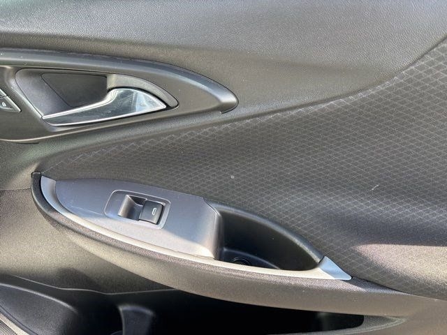 Chevrolet Malibu  2023