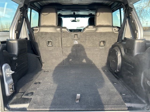 Jeep Wrangler Unlimited Sahara 4WD 2018