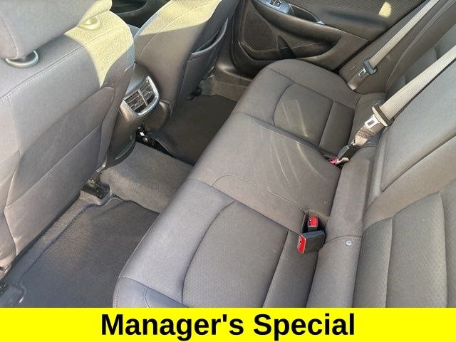 Chevrolet Malibu  2023