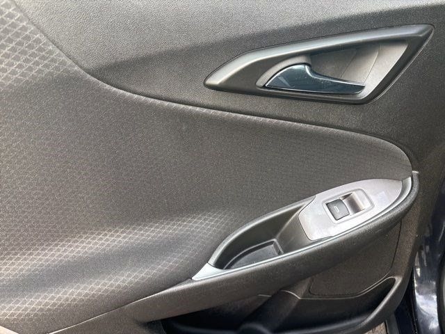 Chevrolet Malibu  2023