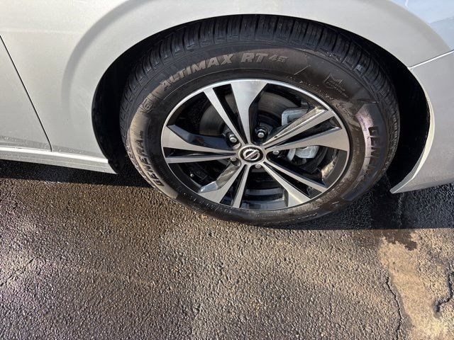 Nissan Sentra SV 2023