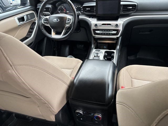 Ford Explorer XLT 4WD 2022