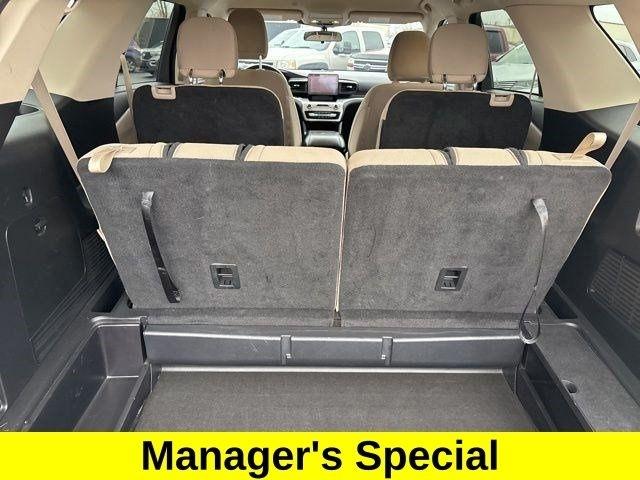 Ford Explorer XLT 4WD 2022