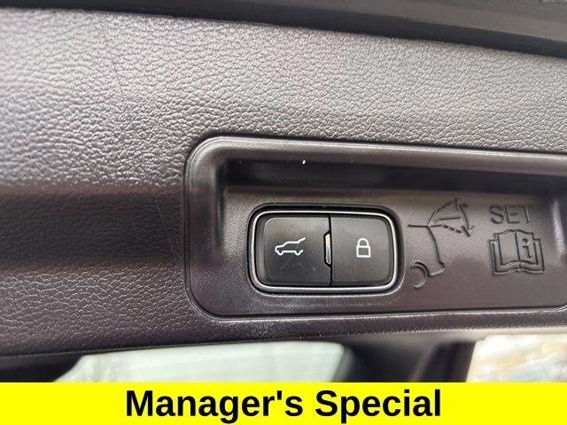 Ford Explorer XLT 4WD 2022