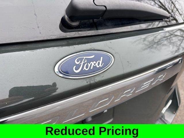 Ford Explorer XLT 4WD 2022