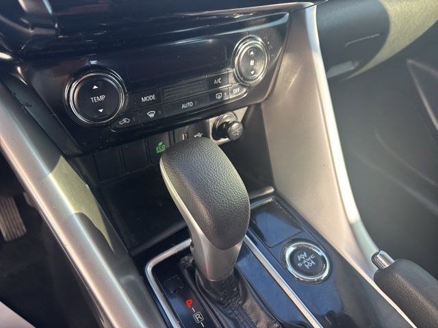 Mitsubishi Eclipse Cross  2024