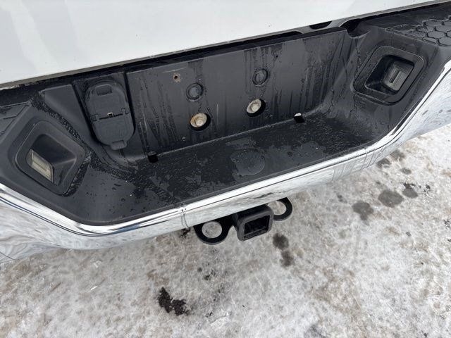 RAM 1500 SLT Crew Cab 4WD 2017