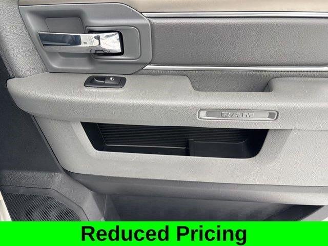 RAM 1500 SLT Crew Cab 4WD 2017