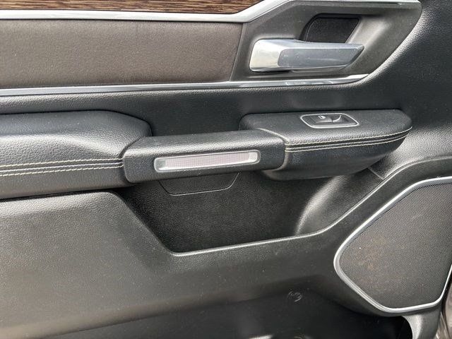 RAM 1500 Laramie Crew Cab 4WD 2020