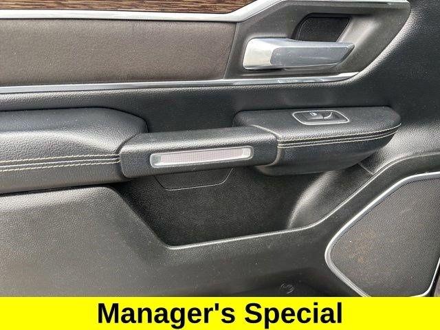 RAM 1500 Laramie Crew Cab 4WD 2020