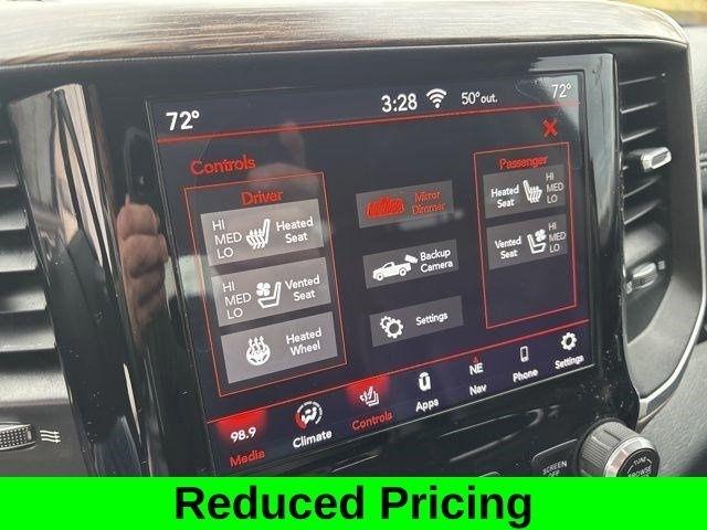 RAM 1500 Laramie Crew Cab 4WD 2020