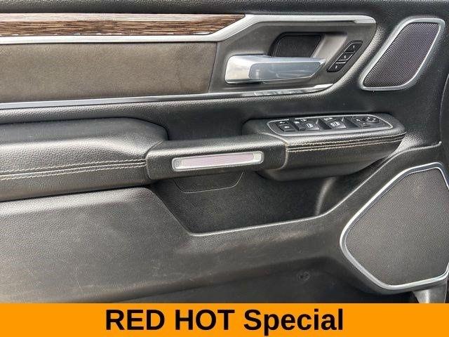 RAM 1500 Laramie Crew Cab 4WD 2020