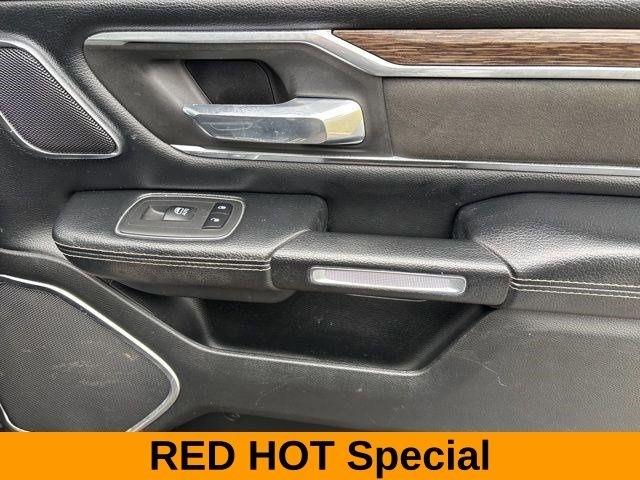 RAM 1500 Laramie Crew Cab 4WD 2020