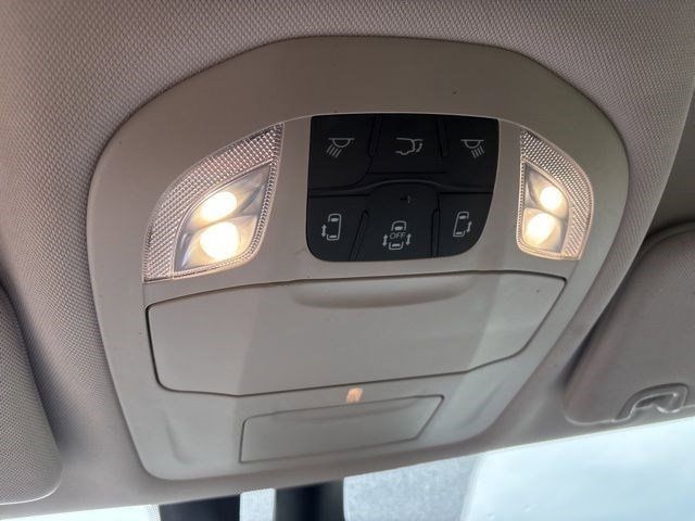 Chrysler Pacifica Hybrid Touring L 2022