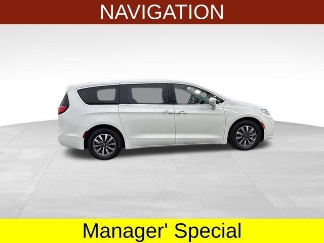 Chrysler Pacifica Hybrid Touring L 2022