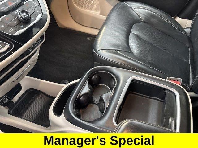 Chrysler Pacifica Hybrid Touring L 2022