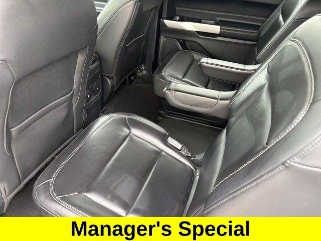 Ford Explorer XLT 2022