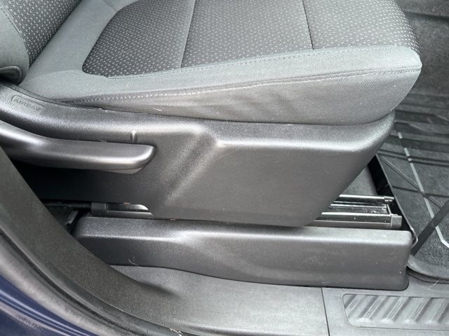 Chevrolet Silverado 1500 Custom Crew Cab 4WD 2020