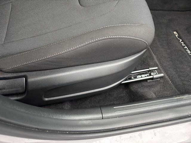 Hyundai Elantra SE 2023