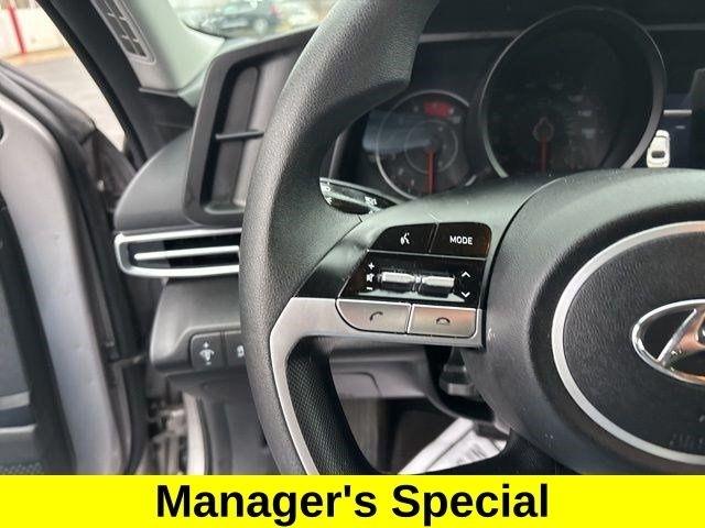 Hyundai Elantra SE 2023