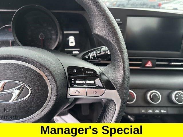 Hyundai Elantra SE 2023