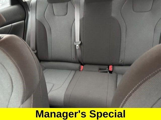 Hyundai Elantra SE 2023