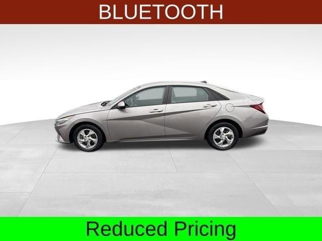 Hyundai Elantra SE 2023