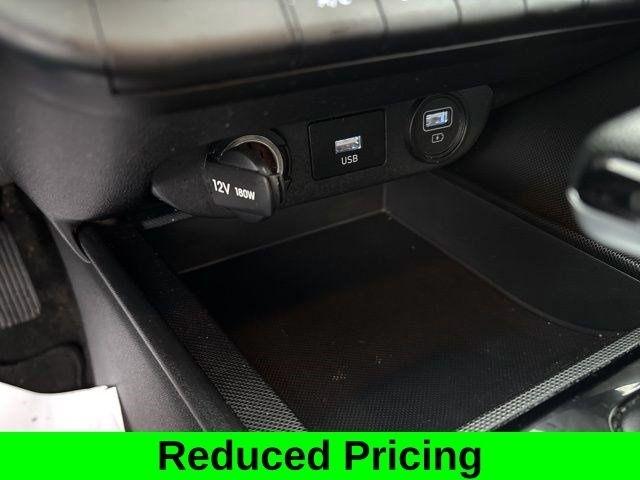 Hyundai Elantra SE 2023