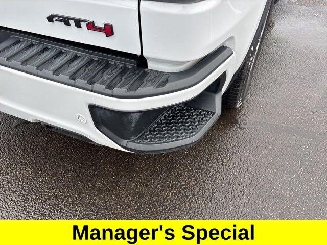 GMC Sierra 1500 AT4 Crew Cab 4WD 2020