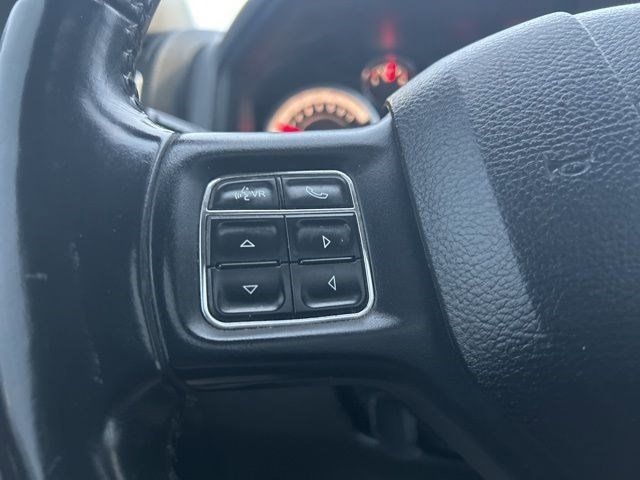 RAM 1500 Big Horn Crew Cab 4WD 2017