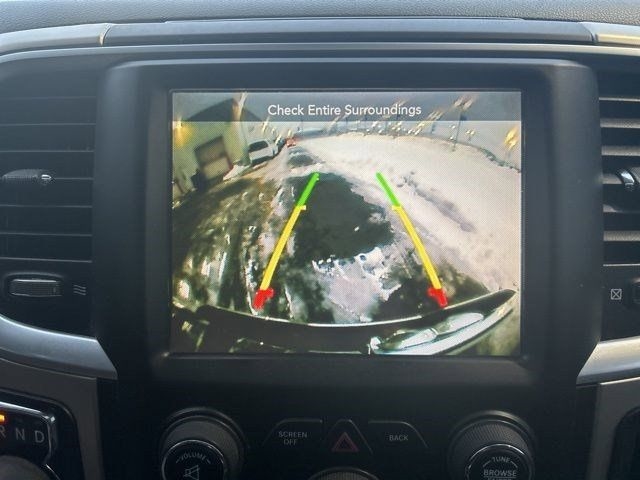 RAM 1500 Big Horn Crew Cab 4WD 2017