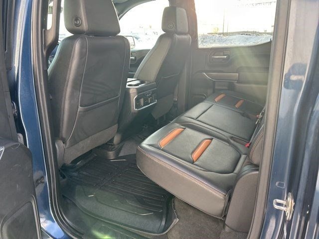 GMC Sierra 1500 AT4 Crew Cab 4WD 2020