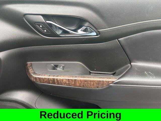 GMC Acadia Denali AWD 2020