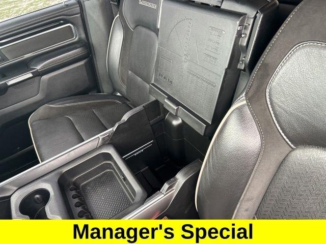 RAM 1500 Laramie Crew Cab 4WD 2021