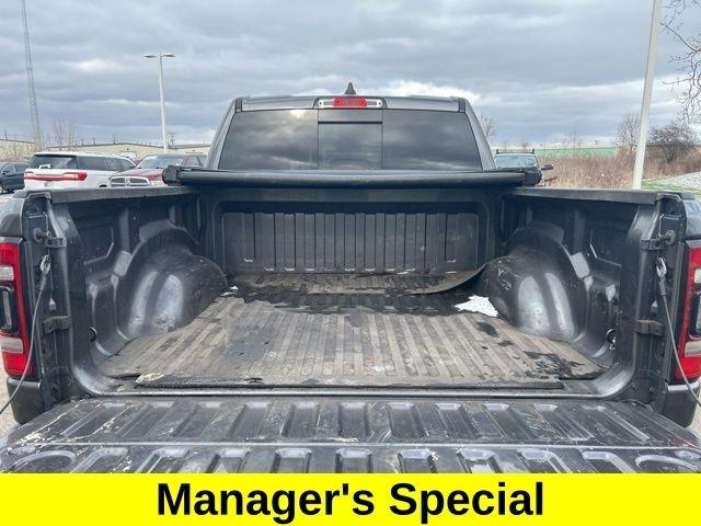 RAM 1500 Laramie Crew Cab 4WD 2021