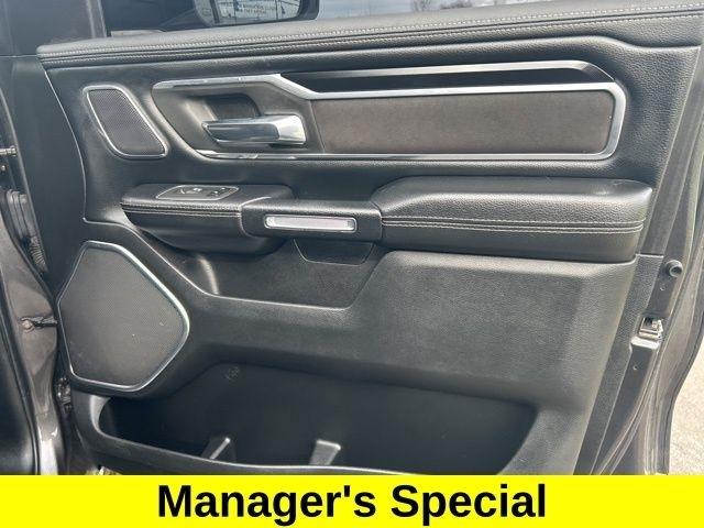 RAM 1500 Laramie Crew Cab 4WD 2021