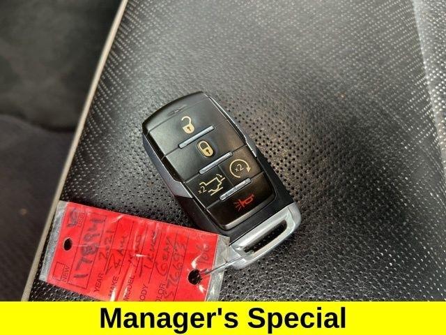 RAM 1500 Laramie Crew Cab 4WD 2021