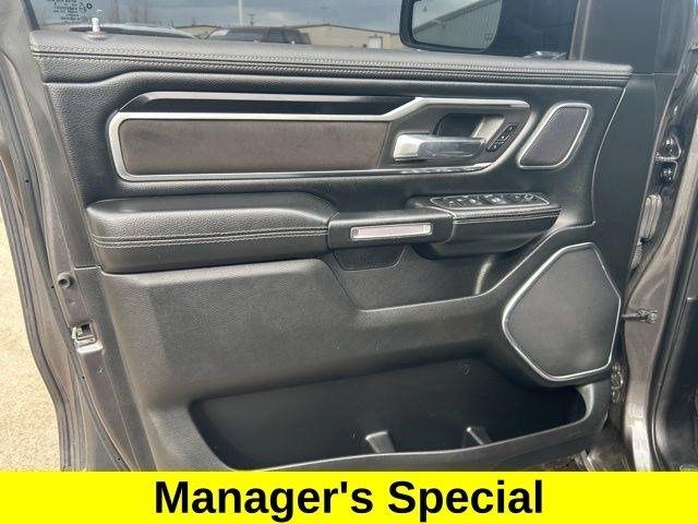 RAM 1500 Laramie Crew Cab 4WD 2021