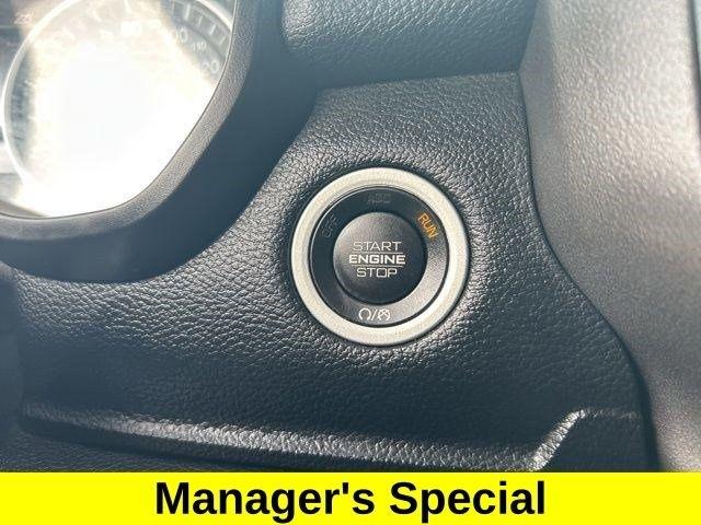 RAM 1500 Laramie Crew Cab 4WD 2021