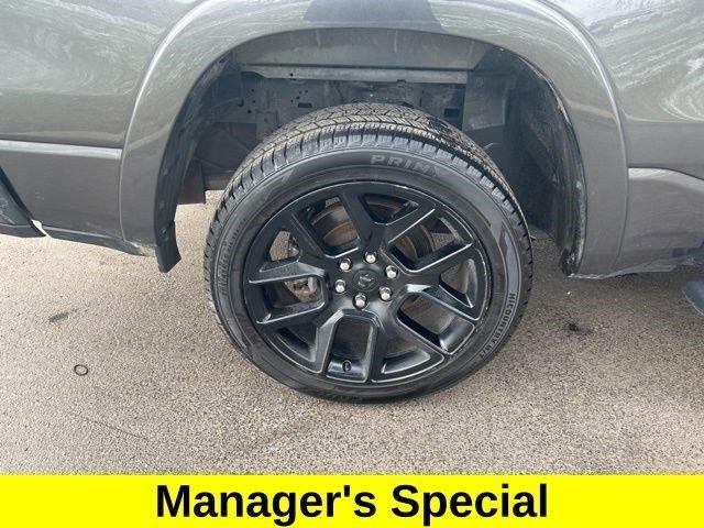 RAM 1500 Laramie Crew Cab 4WD 2021