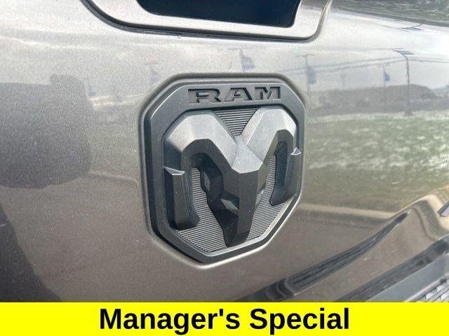 RAM 1500 Laramie Crew Cab 4WD 2021