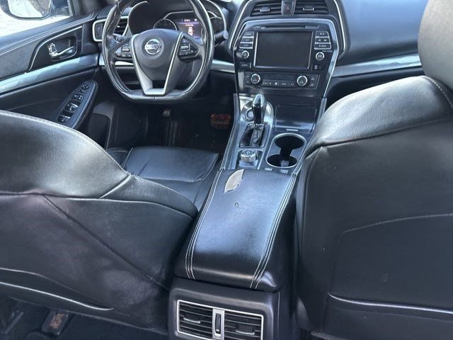 Nissan Maxima 3.5 SV 2020