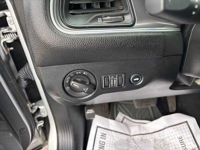 Dodge Challenger GT AWD 2021