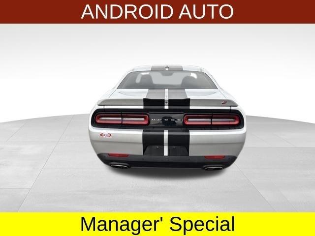 Dodge Challenger GT AWD 2021