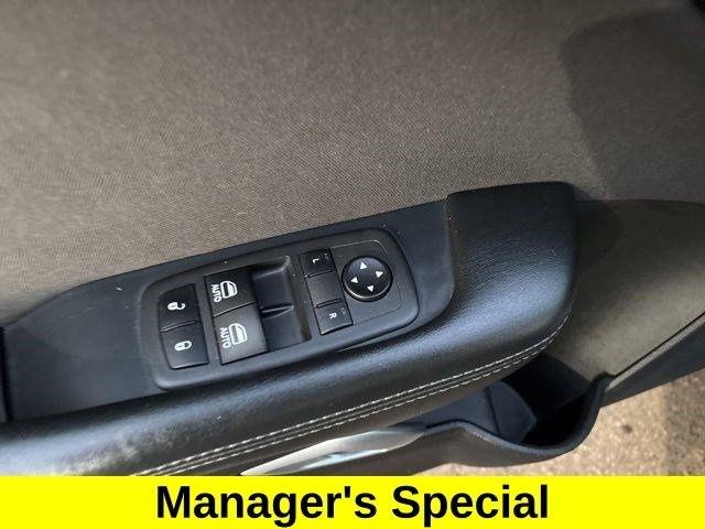 Dodge Challenger SXT 2023