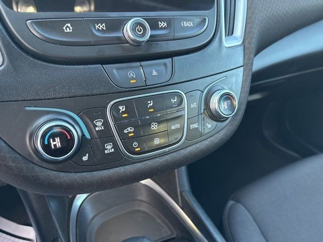 Chevrolet Malibu  2023