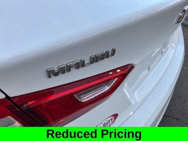 Chevrolet Malibu  2023