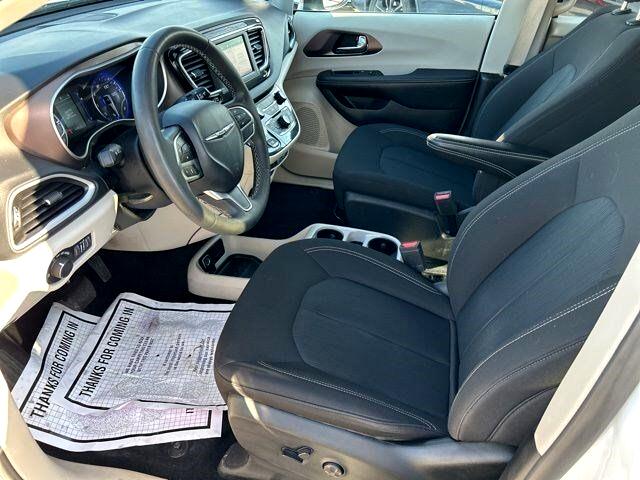 Chrysler Voyager  2023