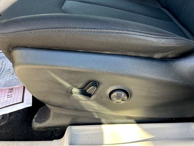 Chrysler Voyager  2023